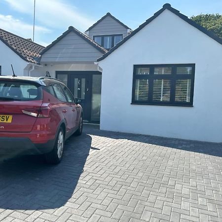 Lovely Studio Annex In Lilliput Poole Exterior photo