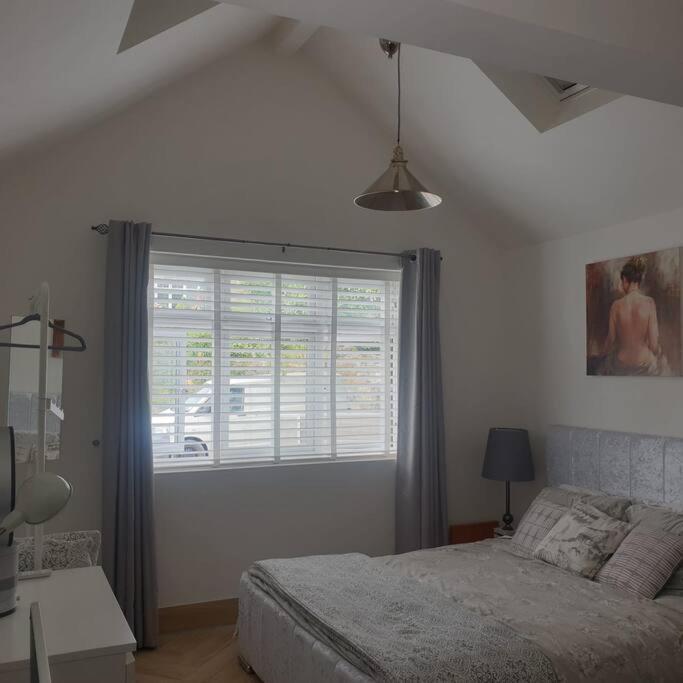 Lovely Studio Annex In Lilliput Poole Exterior photo